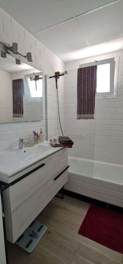 Small Oasis - Appartement 6 Personnes Manilva Kültér fotó