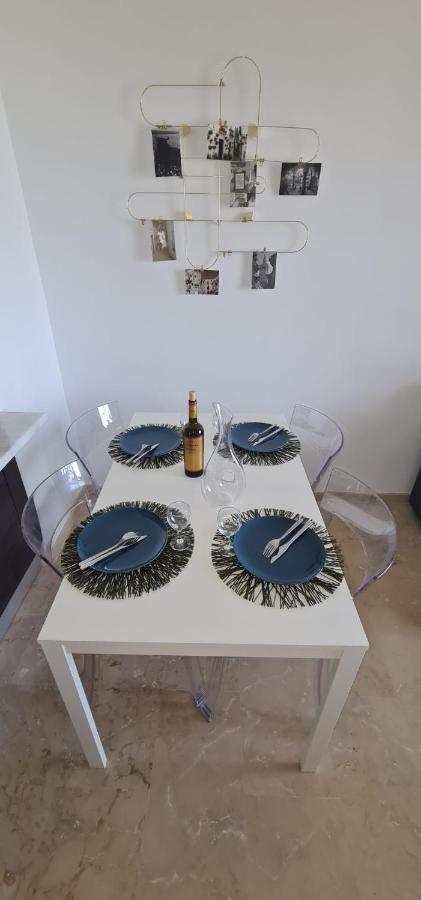 Small Oasis - Appartement 6 Personnes Manilva Kültér fotó